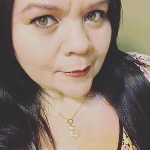 Meet your Posher, Elena